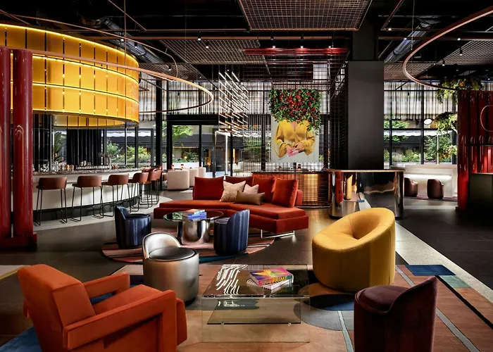 W Toronto Hotel
